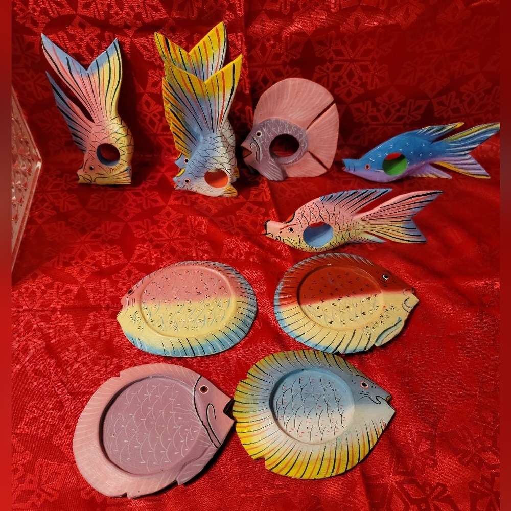 Hand Painted Wooden Fish Napkin Rings Home Decor Set of 6 with 4 Coasters.Ple